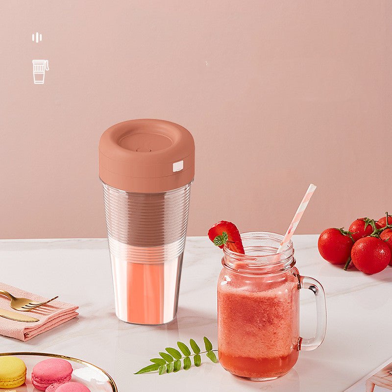 Mini Juicer Juicer Cup USB Wireless Charging Mini Blender - Trend VibeMini Juicer Juicer Cup USB Wireless Charging Mini BlenderCJ dropshipping supplier0Navy